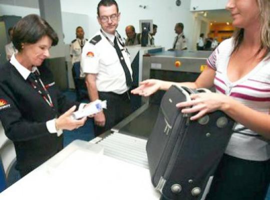 Wizz Air va aplica o taxă pentru bagajele de cabină